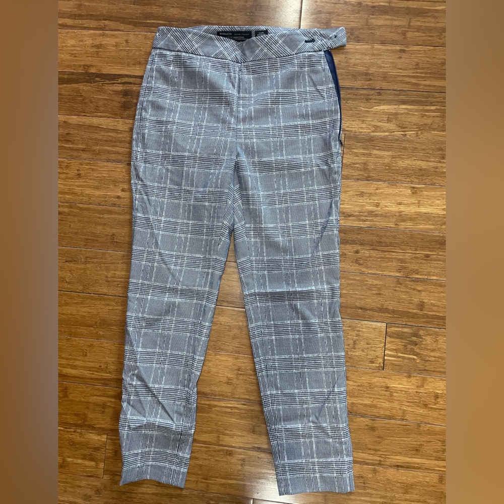 RW&CO. Women's Gray Plaid Cropped Pants